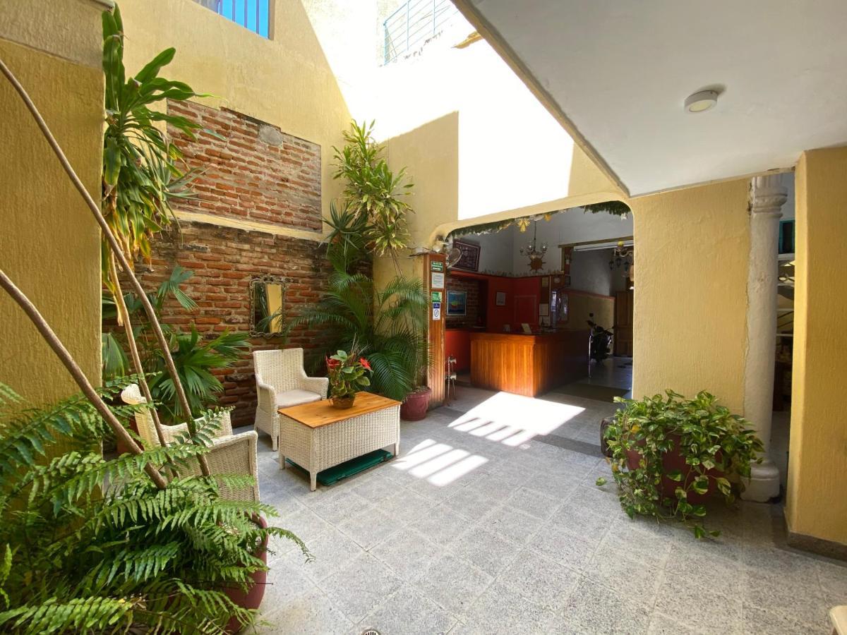 Hotel Granate — Photos 1